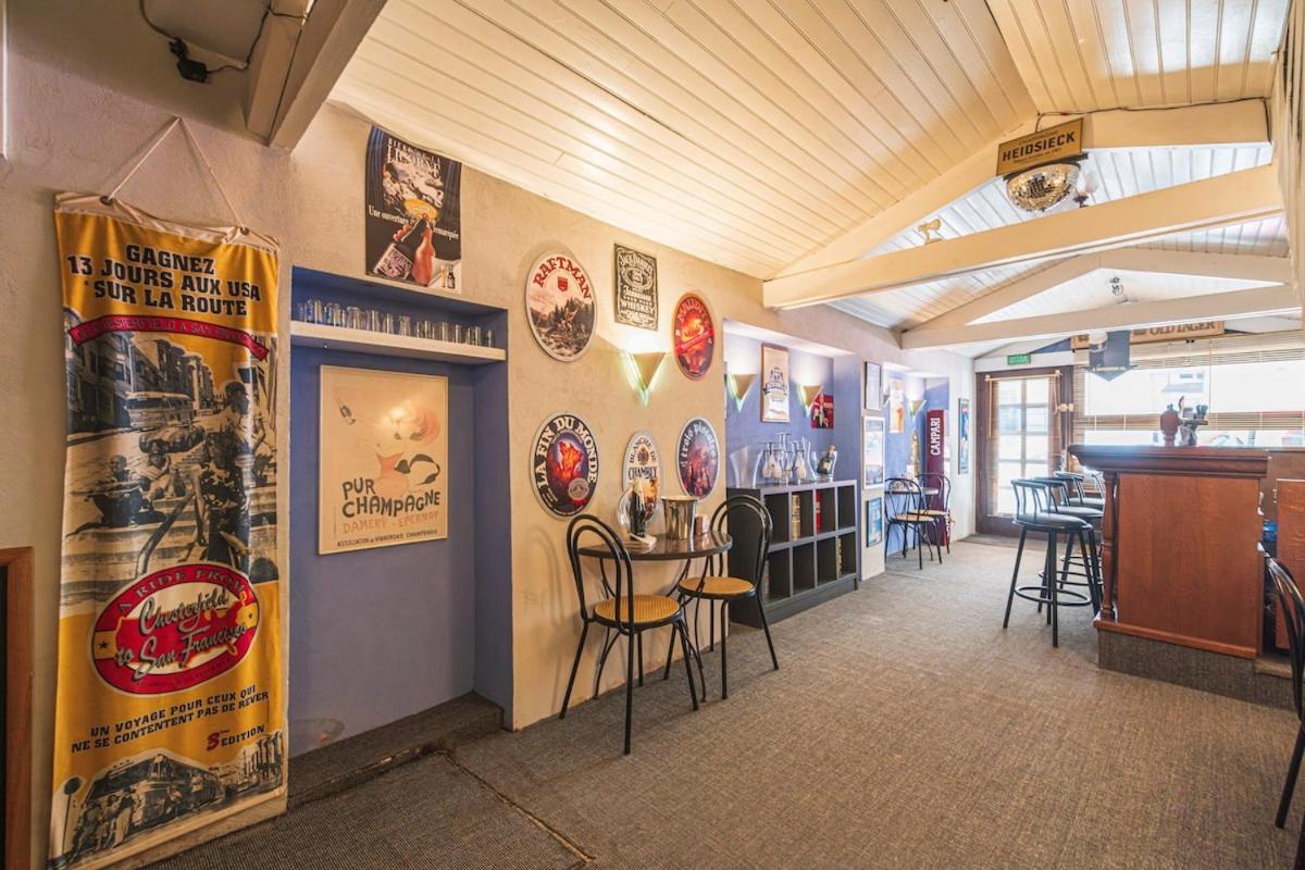 Bar A Bulles - Ancien Comptoir Transforme Reims Exterior foto