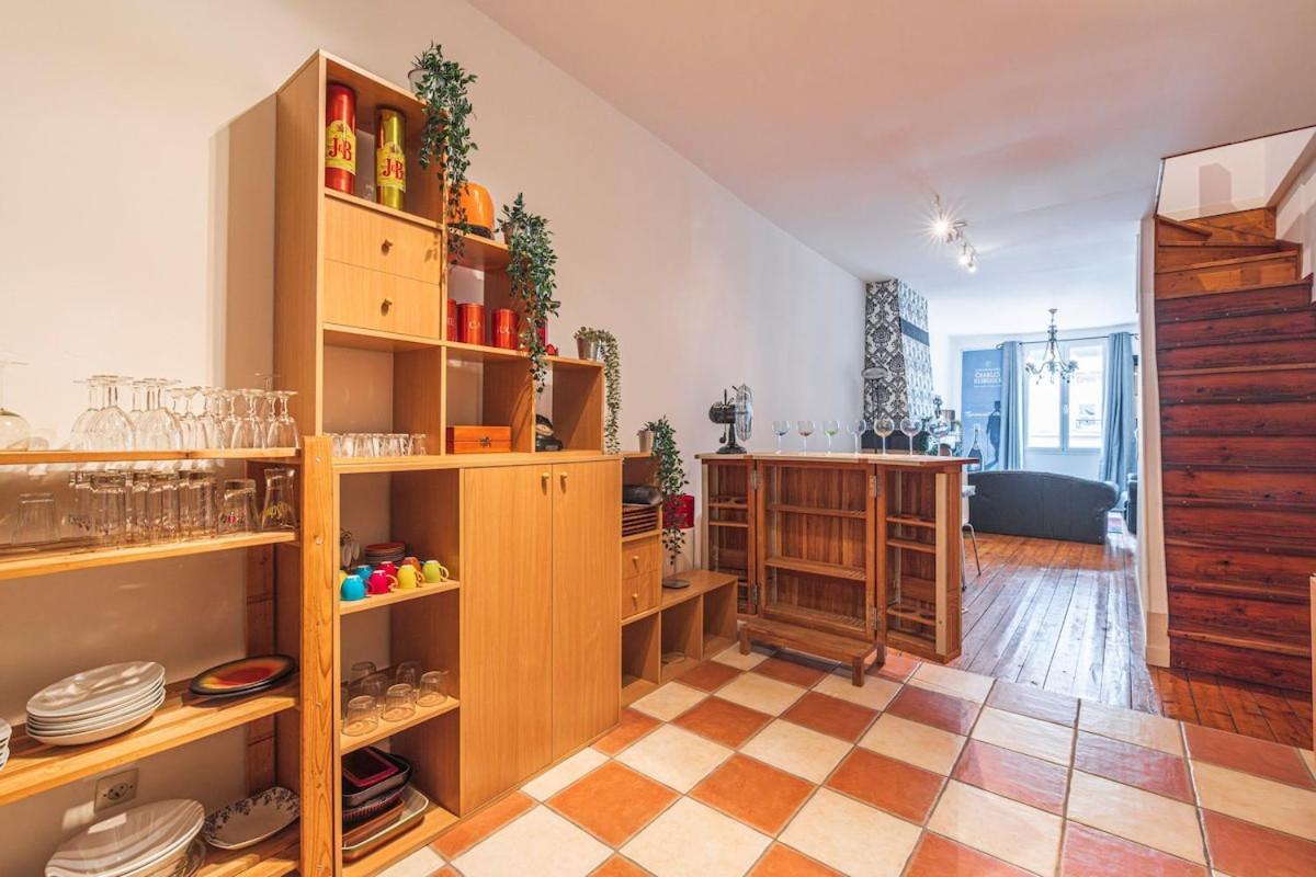 Bar A Bulles - Ancien Comptoir Transforme Reims Exterior foto